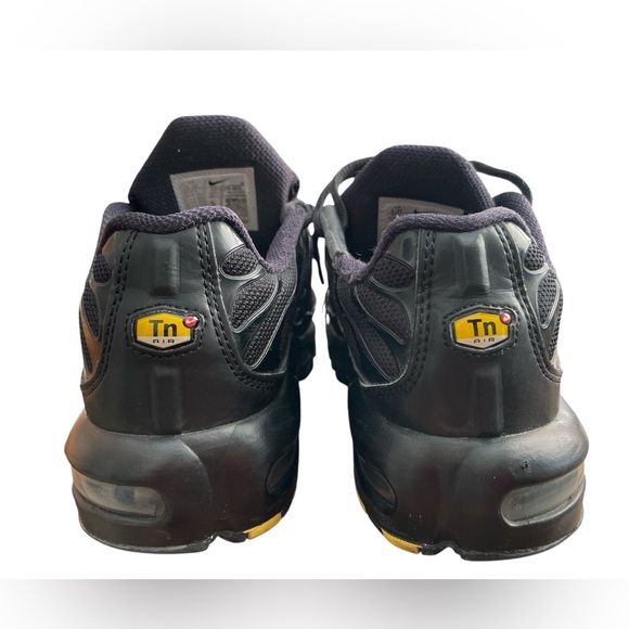 Nike Air Max Plus - Picture 4 of 5